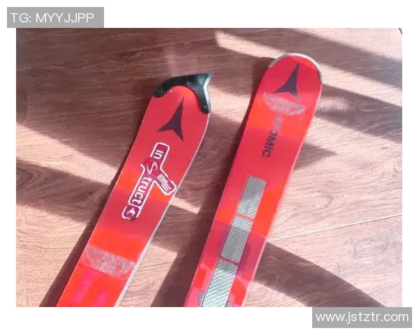 滑雪装备全面解析:从滑雪板到护具,助你畅享雪地极限运动