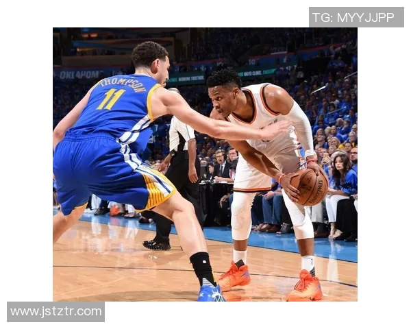 2016年NBA西部决赛雷霆与勇士的激烈对决与历史性时刻回顾 2016年NBA西部决赛雷霆与勇士的激烈对决与历史性时刻回顾